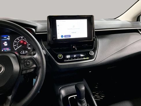 Used 2024 Toyota Corolla LE FWD image 7