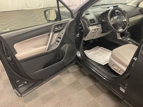 Used 2014 Subaru Forester 2.5i Limited w/ Popular Package #2 AWD/4WD image 9