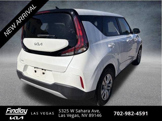 Certified 2023 Kia Soul LX FWD image 4