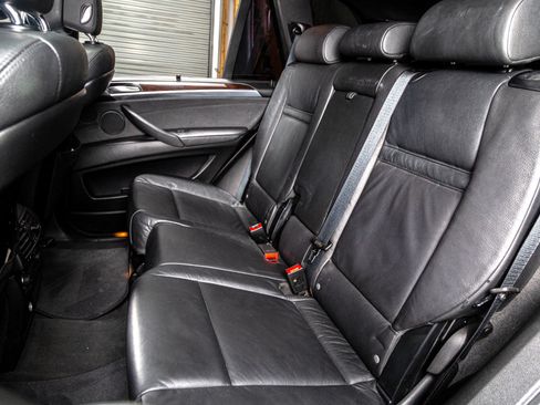 Used 2012 BMW X5 xDrive50i image 26