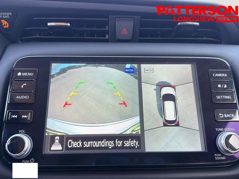 Used 2023 Nissan Kicks SR FWD image 5