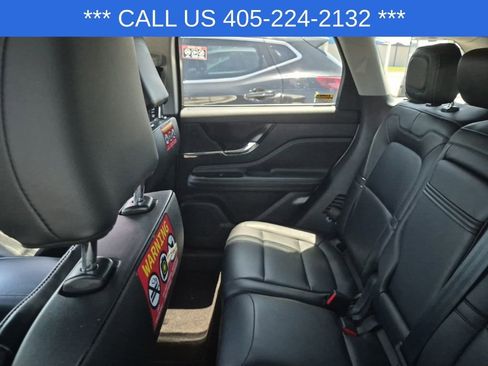 Used 2021 Lincoln Corsair FWD image 23