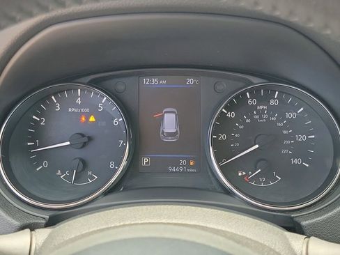 Used 2020 Nissan Rogue S FWD image 23