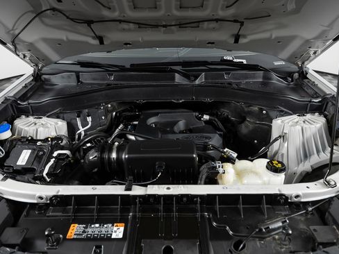 Used 2020 Ford Explorer XLT w/ Equipment Group 202A image 45