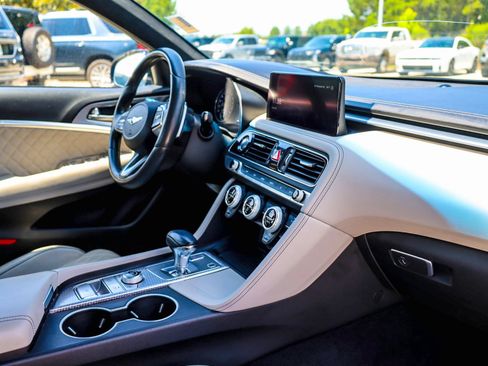 Used 2023 Genesis G70 3.3T w/ Sport Prestige Package RWD image 10