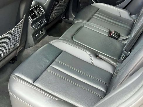 Used 2019 Audi Q5 Prestige w/ Prestige Package AWD/4WD image 13