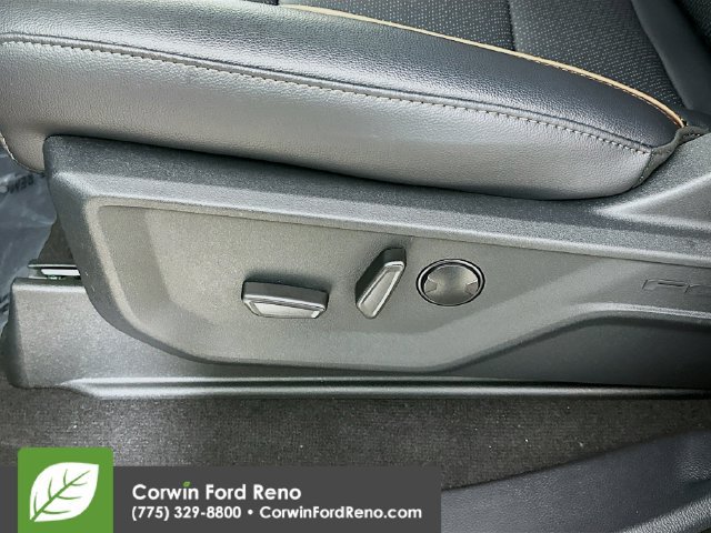 New 2026 Ford F350 Lariat w/ Black Appearance Package AWD/4WD image 21