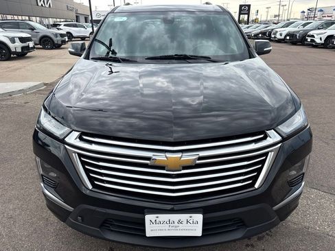 Used 2022 Chevrolet Traverse Premier w/ LPO, Floor Liner Package AWD/4WD image 2