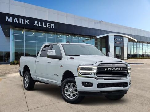 Used 2024 RAM 2500 Laramie AWD/4WD image 1