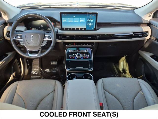 Certified 2023 Lincoln Nautilus Reserve FWD image 23