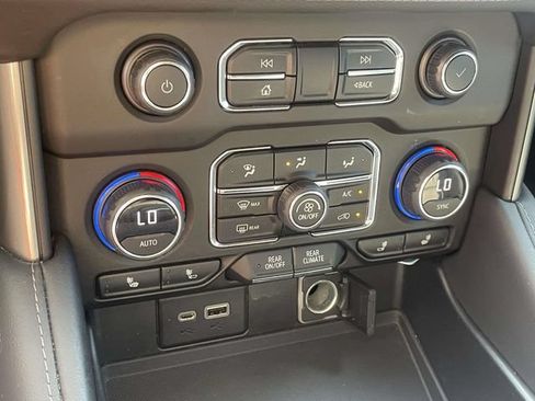 Used 2021 Chevrolet Tahoe LT RWD image 19