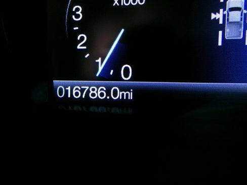 Used 2023 Ford Ranger Lariat w/ Tremor Off-Road Package image 17