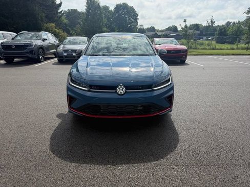 Used 2025 Volkswagen Jetta GLI Autobahn FWD image 4