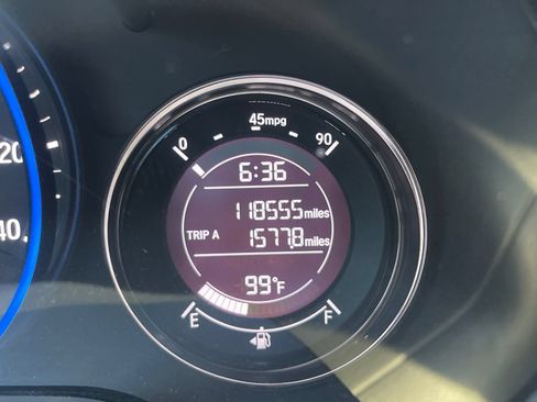 Used 2016 Honda HR-V EX image 36