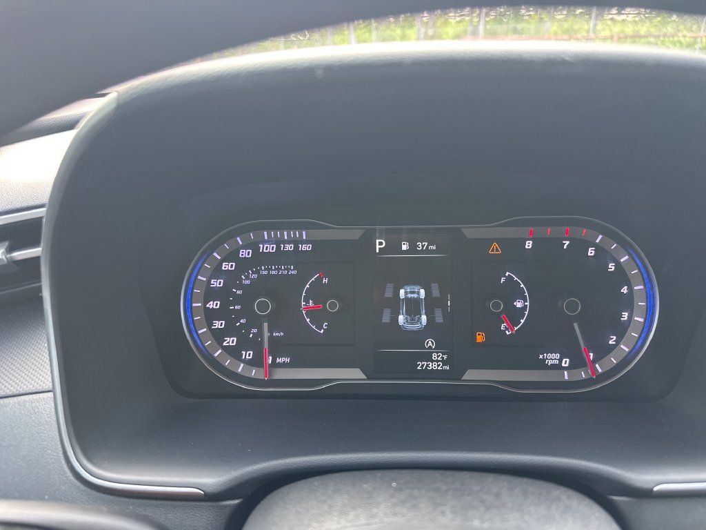 Used 2023 Hyundai Tucson SE AWD/4WD image 16
