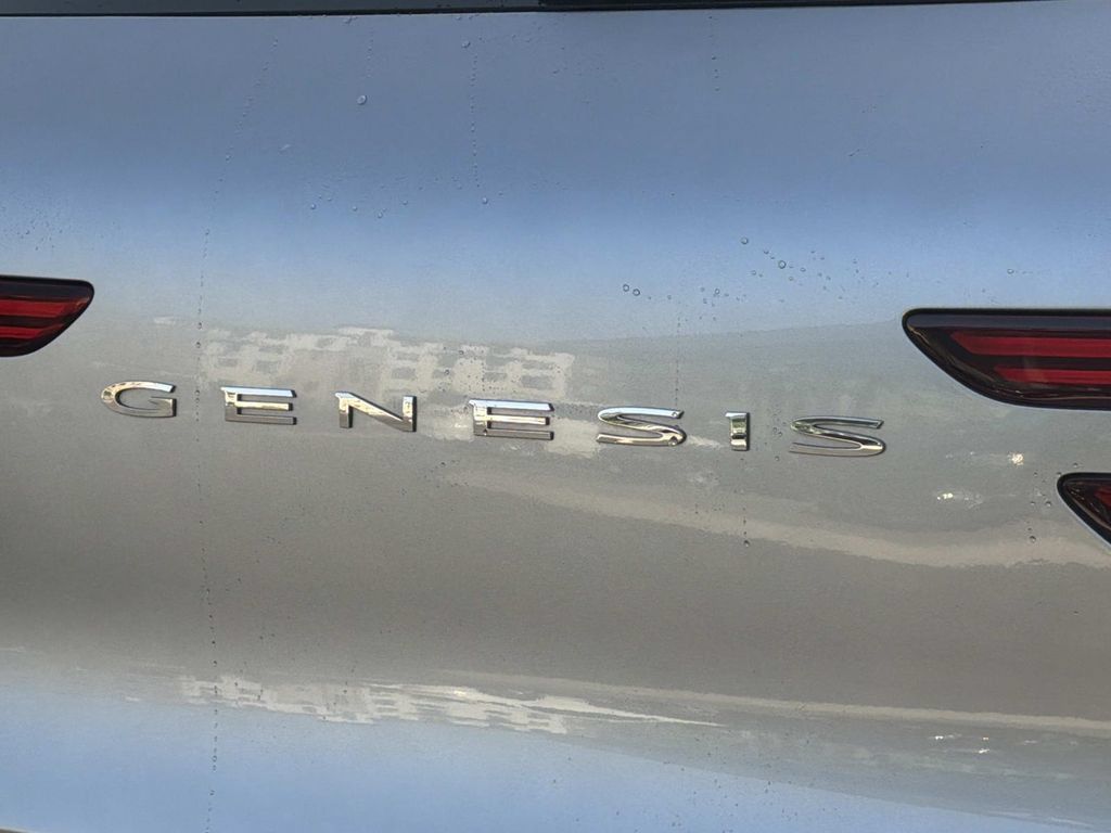 Certified 2023 Genesis Electrified GV70 AWD/4WD image 29