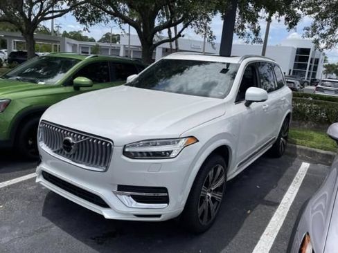 Used 2025 Volvo XC90 T8 Ultra w/ Protection Package Premier AWD/4WD image 1