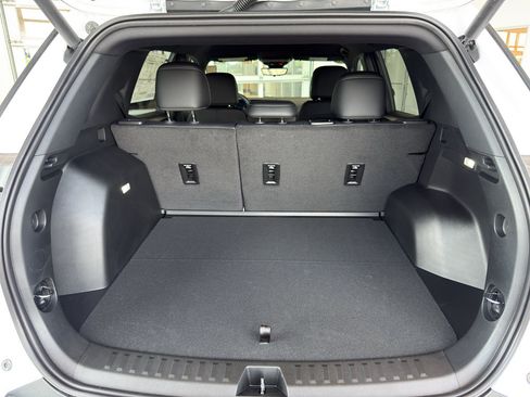 New 2026 Chevrolet Equinox LT AWD/4WD image 21