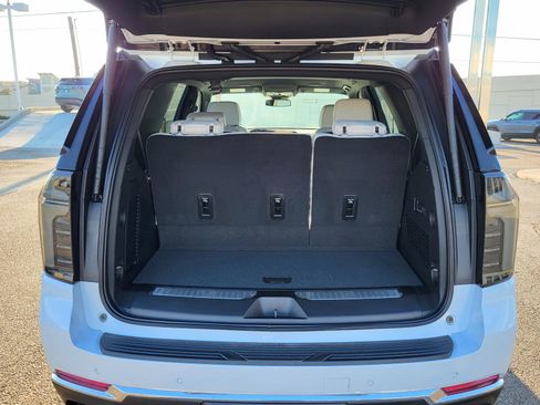 New 2026 Chevrolet Tahoe Premier image 12