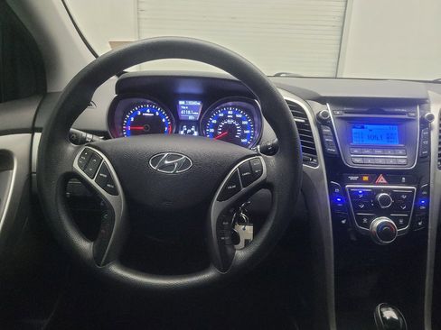 Used 2016 Hyundai Elantra GT FWD image 22