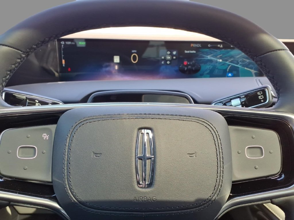 New 2026 Lincoln Nautilus Reserve w/ Jet Appearance Package AWD/4WD image 17