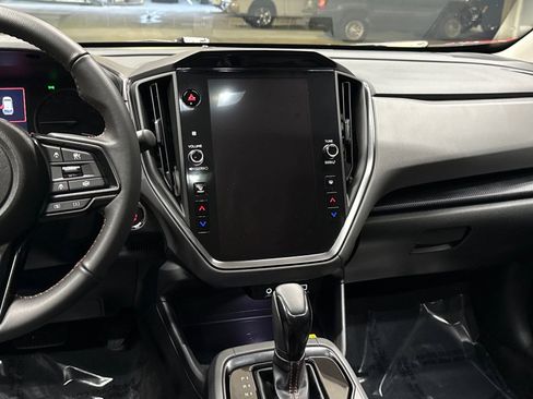 Used 2024 Subaru Crosstrek 2.5i Limited w/ Crosstrek Mirror Package image 25
