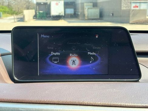 Used 2019 Lexus RX 350L FWD w/ Premium Package image 27