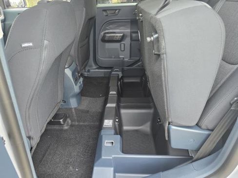 New 2025 Ford Maverick XLT w/ XLT Luxury Package image 21