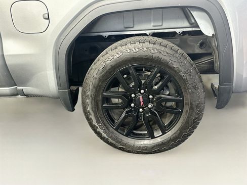 Used 2024 GMC Sierra 1500 Elevation AWD/4WD image 11