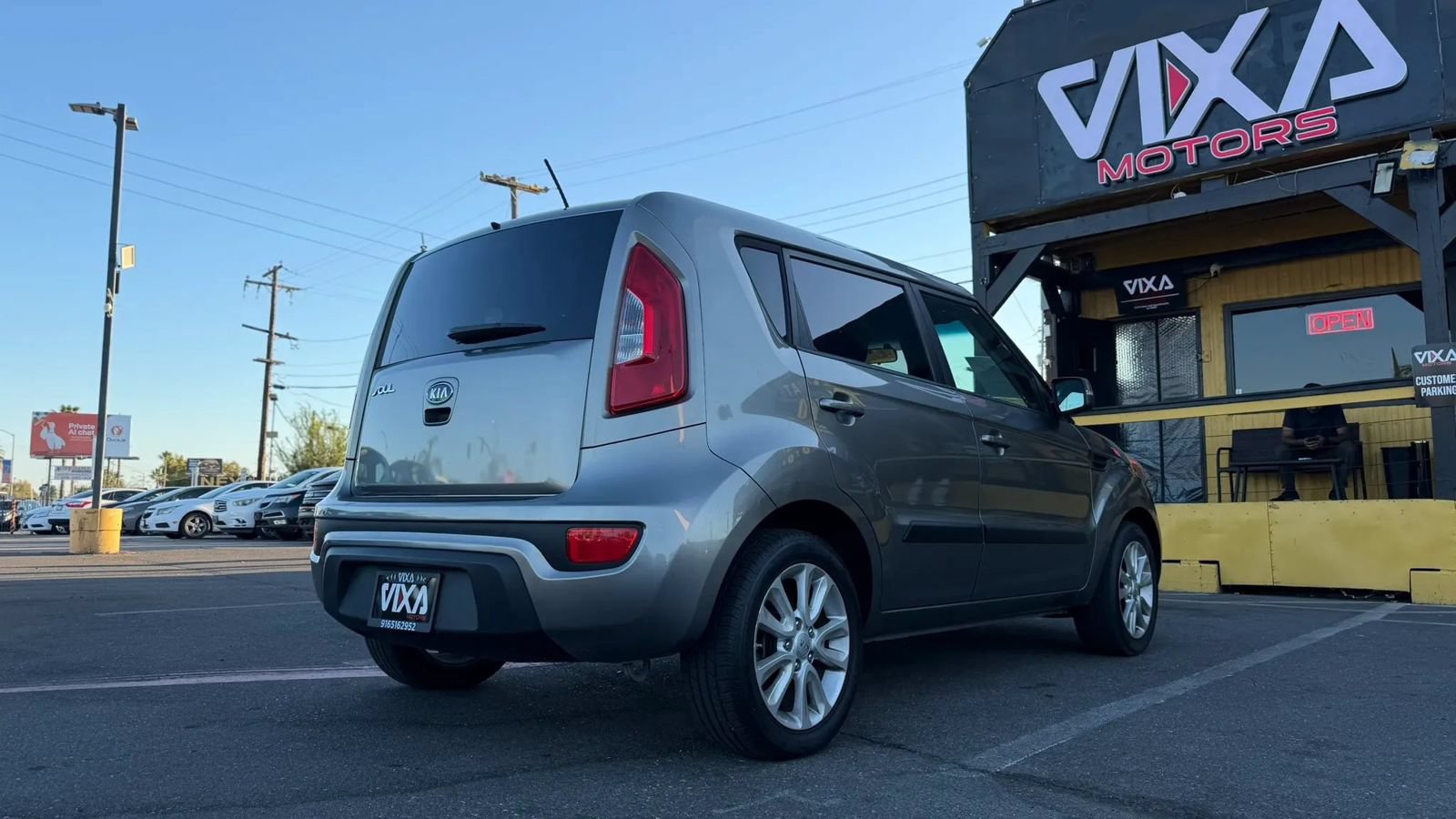 Used 2012 Kia Soul + FWD image 5