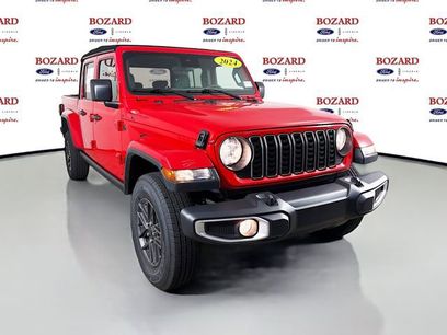 Used 2024 Jeep Gladiator Sport