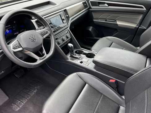 Used 2023 Volkswagen Atlas SE FWD image 10