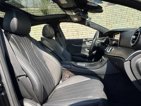 Used 2023 Mercedes-Benz E 350 4MATIC Sedan image 30
