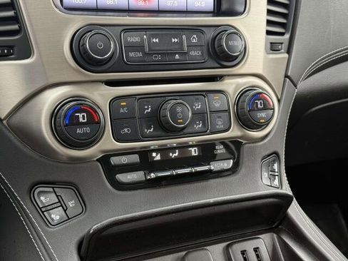 Used 2016 GMC Yukon XL Denali w/ Open Road Package image 31