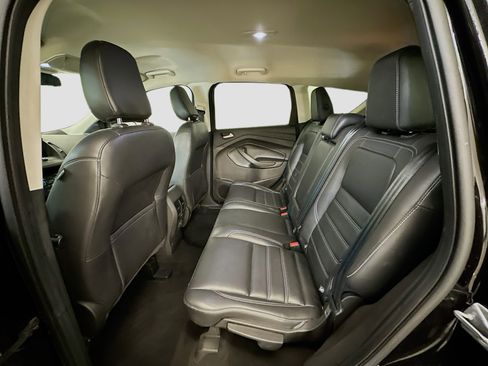 Used 2019 Ford Escape SEL image 29