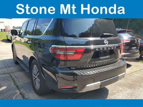 Used 2021 Nissan Armada SL w/ Captain's Chairs Package RWD image 8