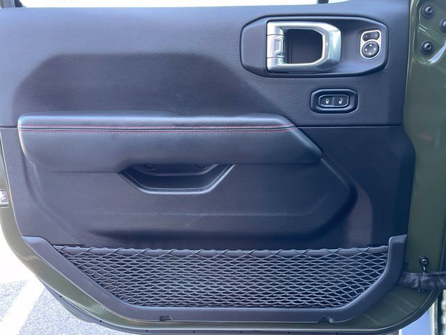 Used 2024 Jeep Wrangler Unlimited Rubicon AWD/4WD image 9