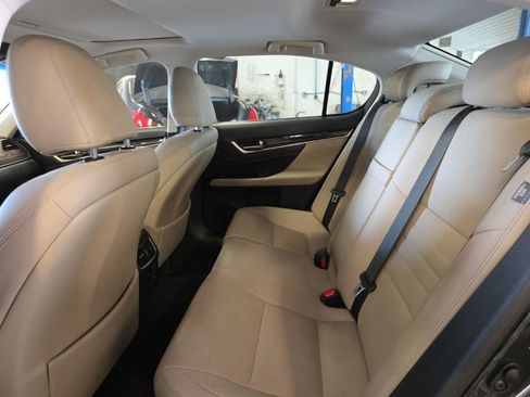 Used 2017 Lexus GS 350 RWD image 5