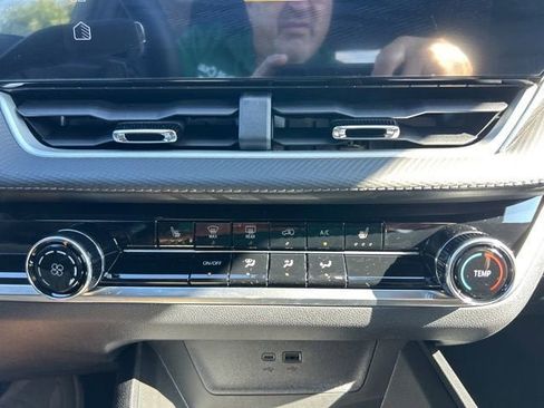 New 2026 Chevrolet Equinox LT image 13