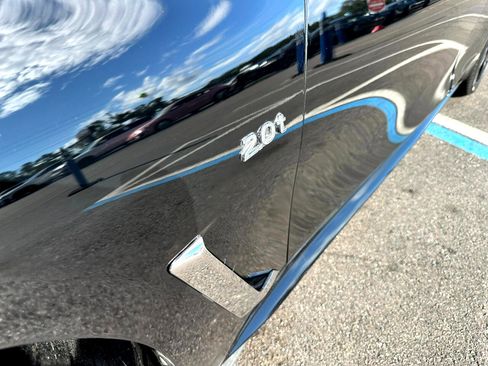 Used 2017 INFINITI Q60 2.0t w/ Premium Plus Package 2.0T image 9