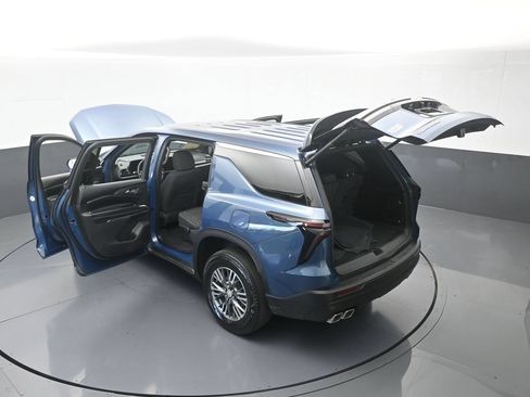 Used 2024 Chevrolet Traverse LS FWD image 76