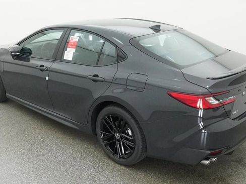New 2026 Toyota Camry SE FWD image 5