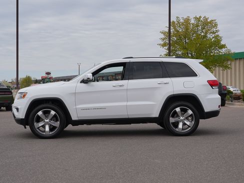 Used 2016 Jeep Grand Cherokee Limited AWD/4WD image 6