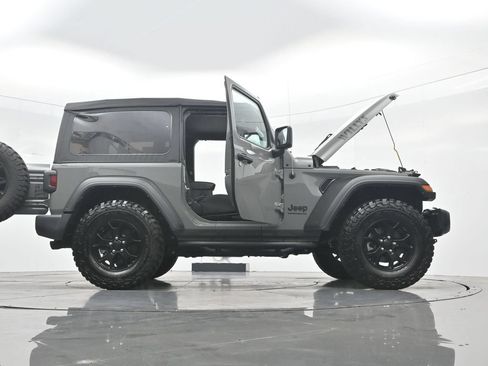 Used 2022 Jeep Wrangler Sport AWD/4WD image 49