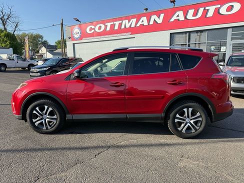 Used 2016 Toyota RAV4 LE AWD/4WD image 8