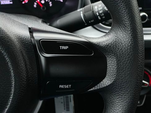 Used 2022 Kia Rio LX image 14