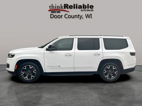 Used 2024 Jeep Wagoneer Series III AWD/4WD image 2