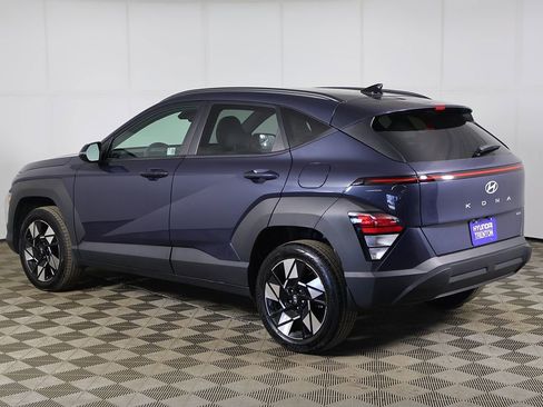 Used 2024 Hyundai Kona SEL w/ Convenience Package AWD/4WD image 9