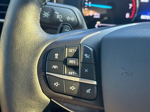 Used 2020 Ford Explorer Limited RWD image 23