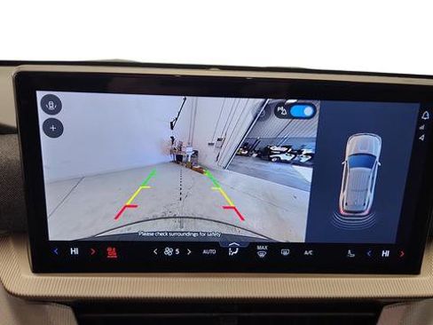 New 2026 Ford Explorer Active w/ Active Comfort Package image 17